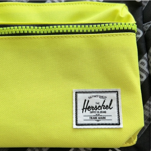 Herschel Kids Heritage Backpack | HSC Motion Black/Highlight - Picture 8 of 15